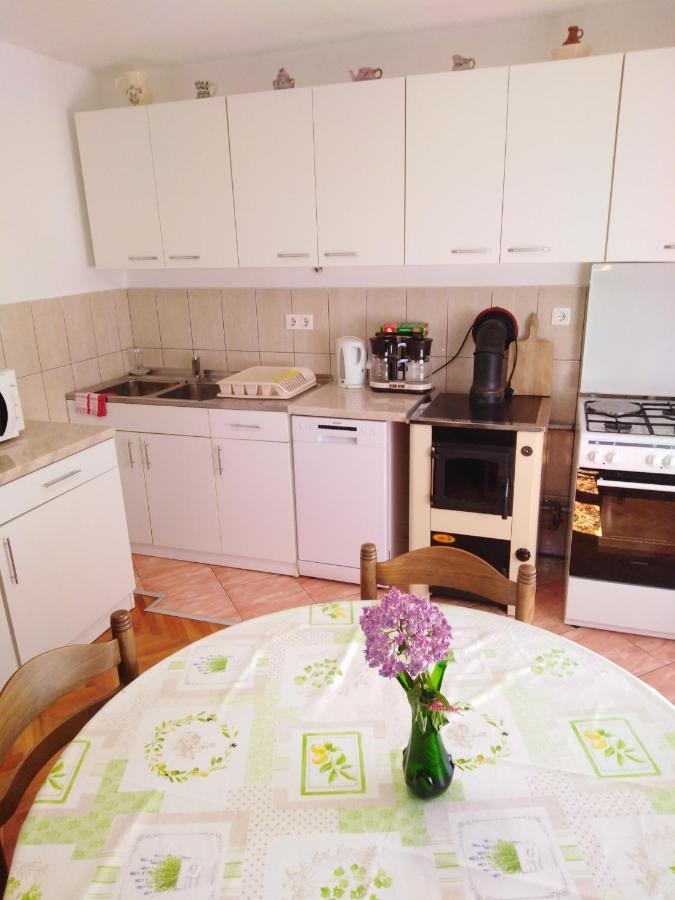 Apartman Paulina Selce Exterior foto